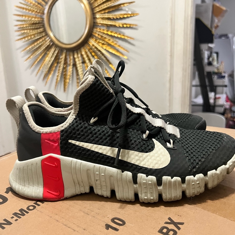 NIKE FREE METCON 3 ‘DARK GREY CRIMSON’ CJ0861-060